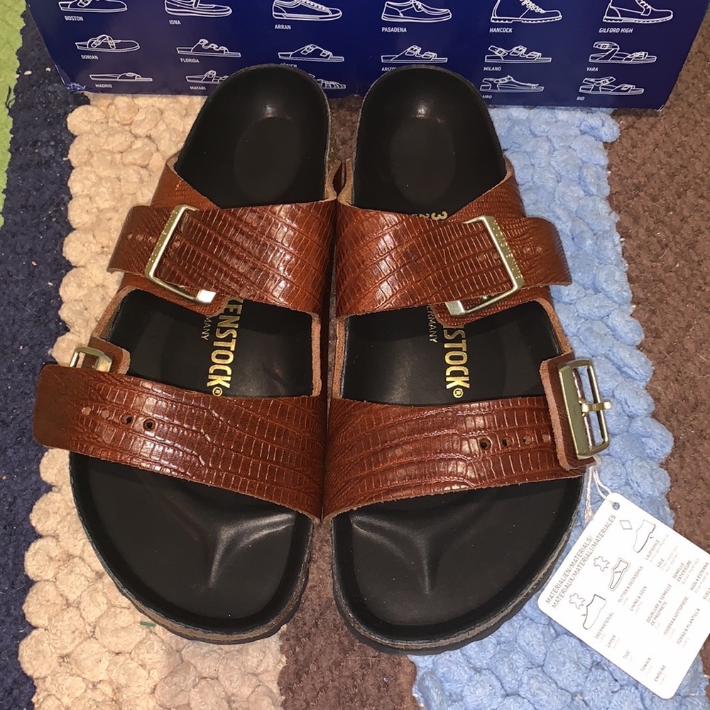 Birkenstock’s Arizona BS Cognac Asst
